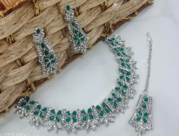 Rhodium Plated Necklace Set With Green Color Kundan