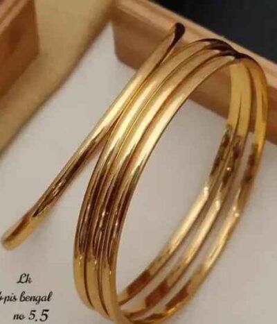 Gold Plate Plan 4 Piece Bangle Set