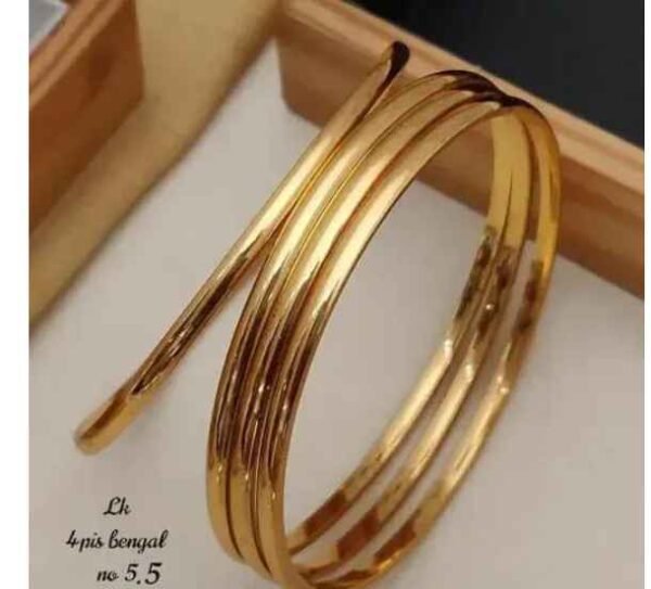Gold Plate Plan 4 Piece Bangle Set